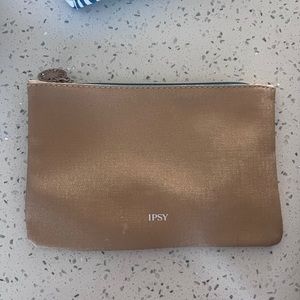 New Ipsy cosmetic bag